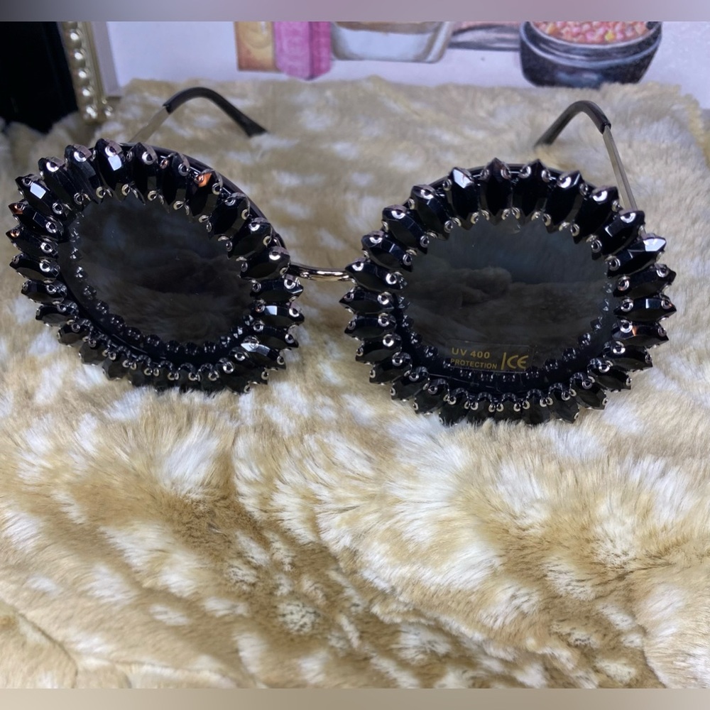 Dani Black Rhinestone Sunnies - Picture 3 of 7